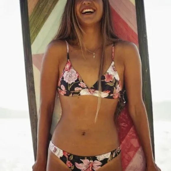 Billabong "Sweet Tide" Plunge Bikini Top, Fixed Tri Bikini Top & Bottoms - S,M - Picture 2 of 9